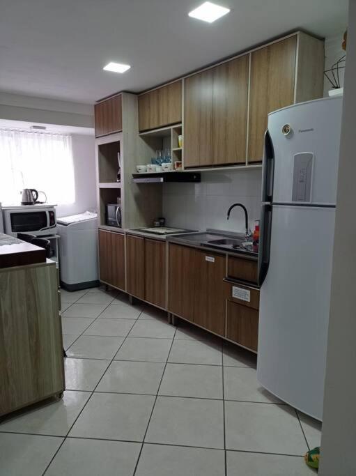 Apto A 100m Baln Camboriu Apartamento Balneário Camboriú